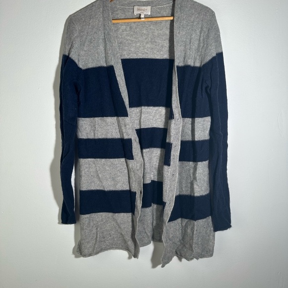 Laundry by Shelli Segal Gray and Navy Sweater - Picture 2 of 5